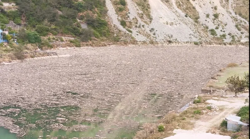 टिहरी झील का बढ़ता जलस्तर बना कई क्षेत्रों के लिए खतरा