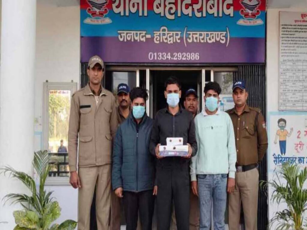 पूर्व सैनिक की हत्या का खुलासा, संपत्ति के लालच में बेटे ने ही ली थी जान, आरोपी समेत तीन गिरफ्तार  