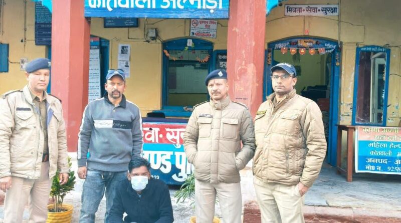 महज़ पांच घंटे के  भीतर चोरी की वारदात का  खुलासा, चुराये गये सामान समेत आरोपी गिरफ्तार