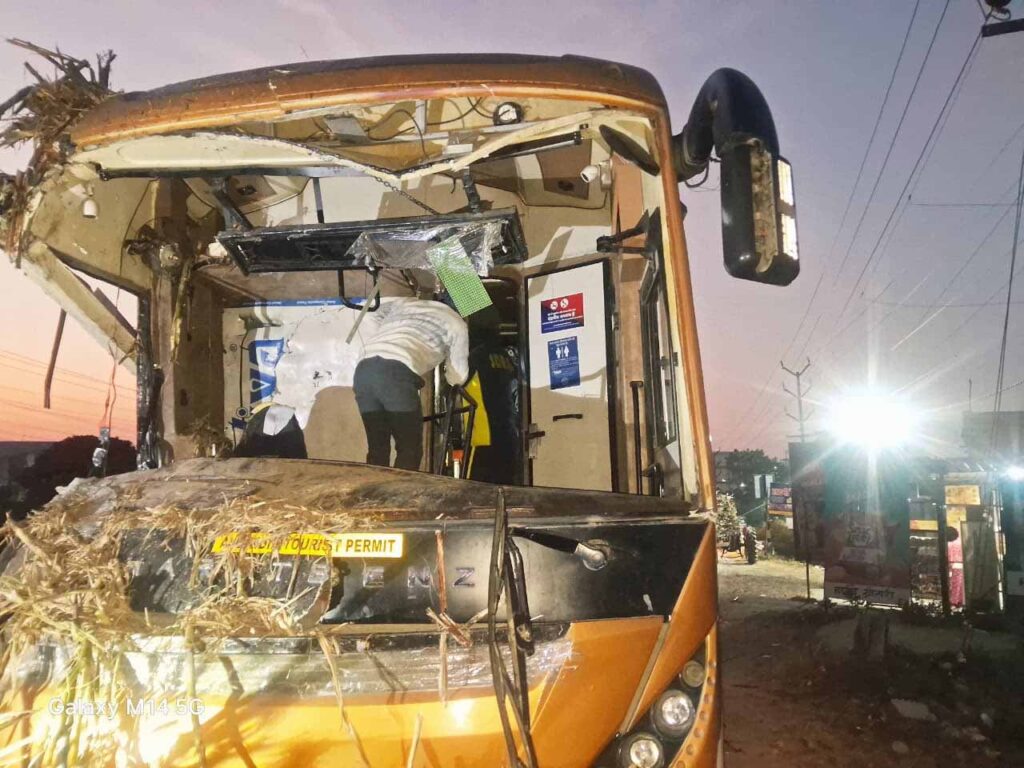 पाला गिरने से उत्तराखंड में खतरनाक हुई सड़कें, सड़कों पर पाला जमने से लगातार हो रहे हादसे