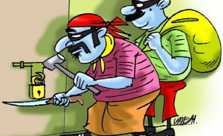 दिन दहाड़े घर में घुसकर जेवर और नगदी चुरा ले गए बदमाश, केस दर्ज कर जांच में जुटी पुलिस