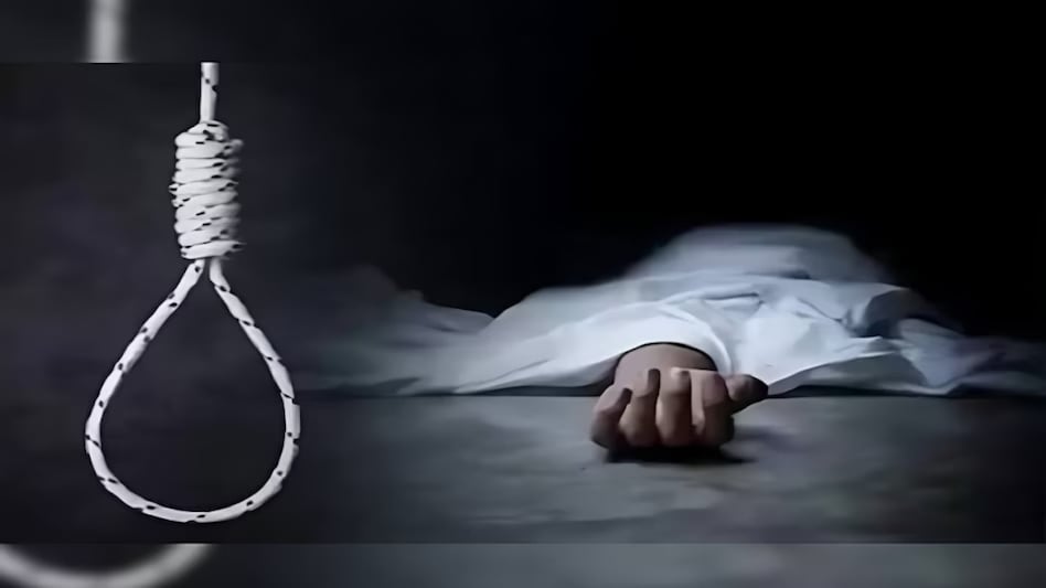 कमरे में फंदे पर झूलती मिली 11वीं का छात्र की लाश, जांच में जुटी पुलिस