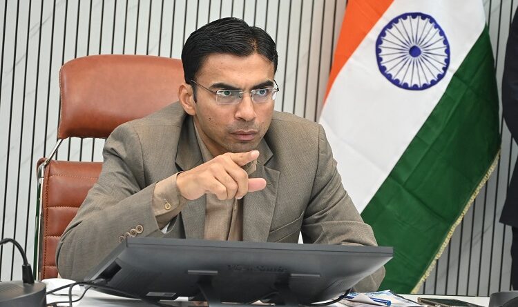 त्यूनी को जिलाधिकारी सविन बंसल के प्रयासों से मिली आधुनिक लाइब्रेरी की सौगात