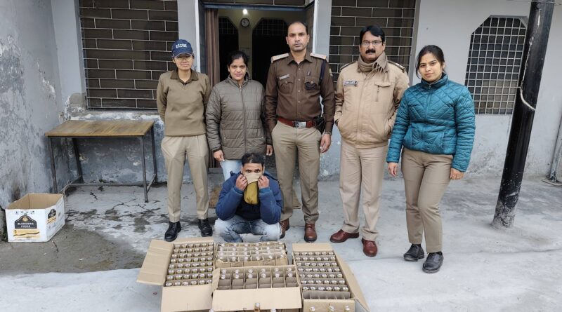आबकारी विभाग की बड़ी कार्रवाई, चार पेटी अवैध अंग्रेजी शराब के साथ एक गिरफ्तार