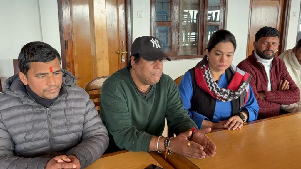 कांग्रेस नेता सोनिया आनंद ने उठाई कृषि मंत्री गणेश जोशी बर्खास्तगी की मांग