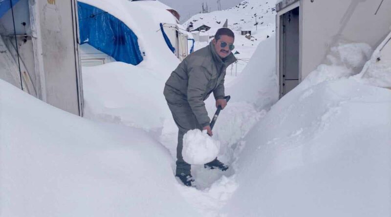 पिंडर घाटी में हुई सीजन की दूसरी बर्फबारी, ऊंचाई वाले अनेक गांवों में बिछी बर्फ की चादर