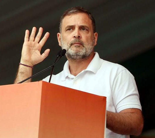 कांग्रेस नेता राहुल गांधी ने रोबोट डॉग विवाद को बताया एआई समिट एक अव्यवस्थित तमाशा