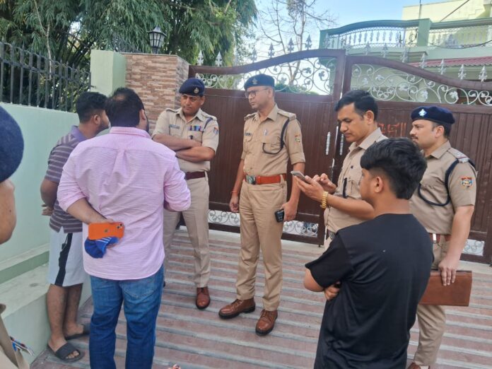 सोमवार सुबह मसूरी रोड पर खूनी खेलः-   रास्ता न देने के विवाद में चली गोलियां,मॉनिंग वॉक पर निकले निर्दोष की गयी जान