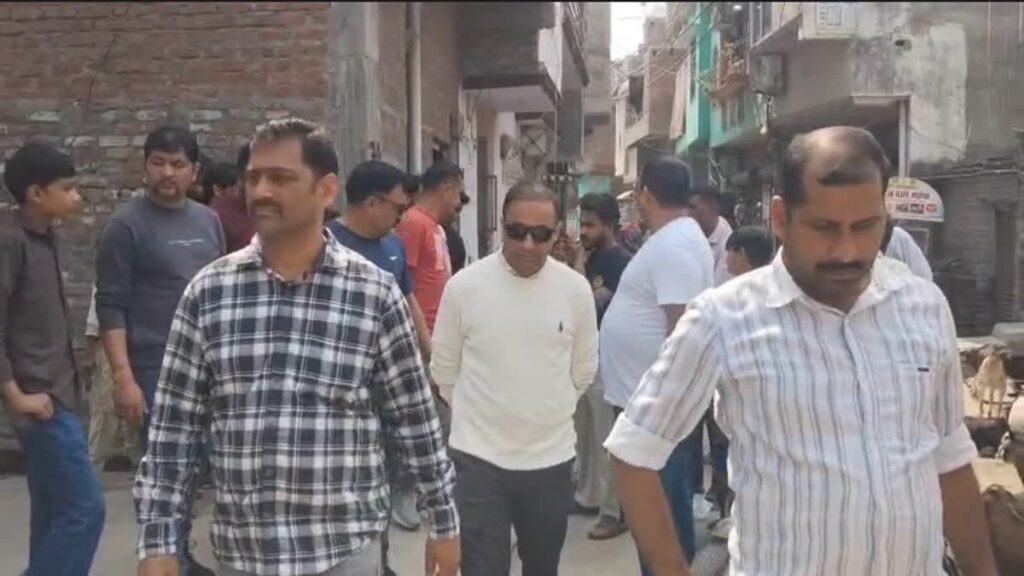 नगर निगम ने थमाया नोटिस, पुलिस पर हमला करने वाले नाजिम के घर पर चलेगा बुलडोजर