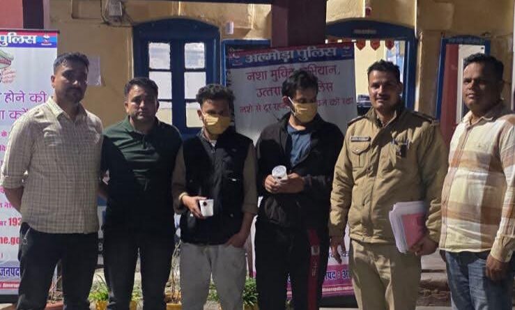 पुलिस का नशा विरोधी अभियान जारी , 3.43 लाख रुपए की स्मैक समेत दो तस्कर दबोचे
