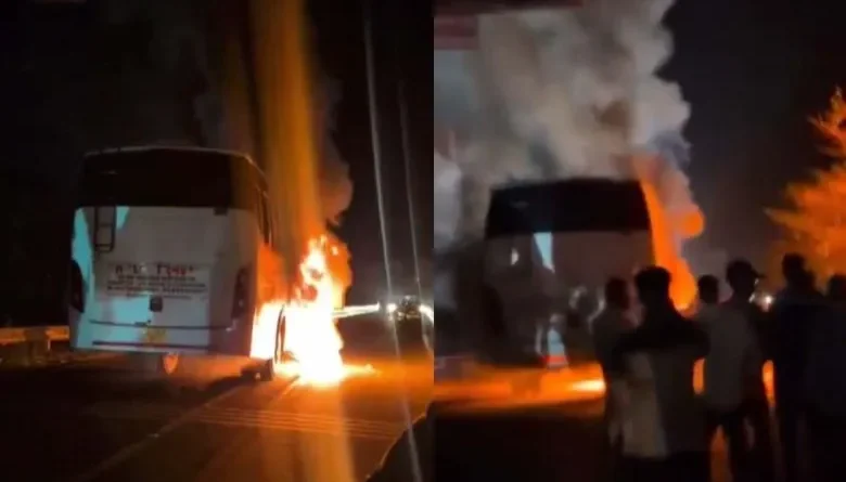 लामाचौड़ चौराहे पर बाइक टक्कर के बाद चलती बस में लगी आग, बड़ा हादसा टला