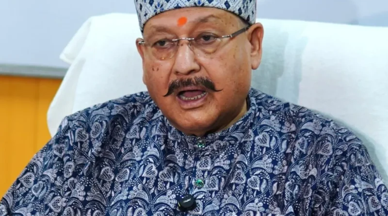 यात्रा व्यवस्था में लगे कर्मचारी, अधिकारी “अतिथि देवो भव:” की भावना से कार्य करें: महाराज