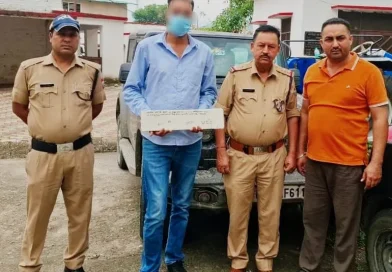 कालाढूंगी में ‘ऑपरेशन प्रहार’ का असर: फर्जी नंबर प्लेट लगाकर घूम रही थार पकड़ी, आरोपी दबोचा गया
