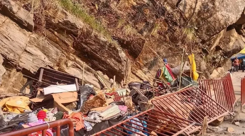 केदारनाथ यात्रा मार्ग पर बड़ा हादसा: पहाड़ी से गिरे पत्थर, एक यात्री की मौत, दूसरा गंभीर घायल