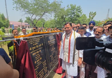 खटीमा में मुख्यमंत्री पुष्कर सिंह धामी ने 89 लाख रुपये की विकास योजनाओं का किया लोकार्पण