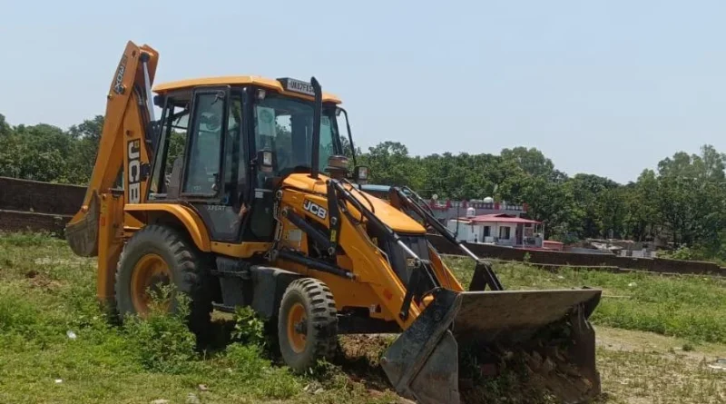 एमडीडीए का अवैध निर्माणों पर बड़ा एक्शन, 50 बीघा से अधिक क्षेत्र में अवैध प्लॉटिंग ध्वस्त, अवैध निर्माण सील