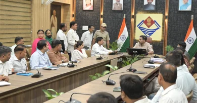 पदभार संभालते ही एक्शन में दिखे डीएम डॉ. आशीष चौहान, जन समस्याओं के त्वरित समाधान पर जोर
