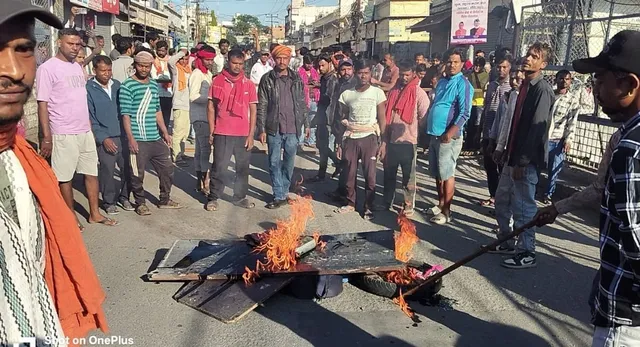 देहरादून कांवली रोड पर बेकाबू ट्रक ने ली मजदूर की जान, गुस्साई भीड़ का हंगामा