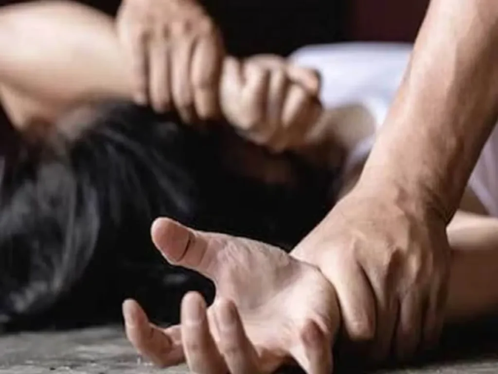 चंपावत में नाबालिग से सामूहिक दुष्कर्म, बीजेपी के पूर्व पदाधिकारी समेत तीन पर मुकदमा दर्ज
