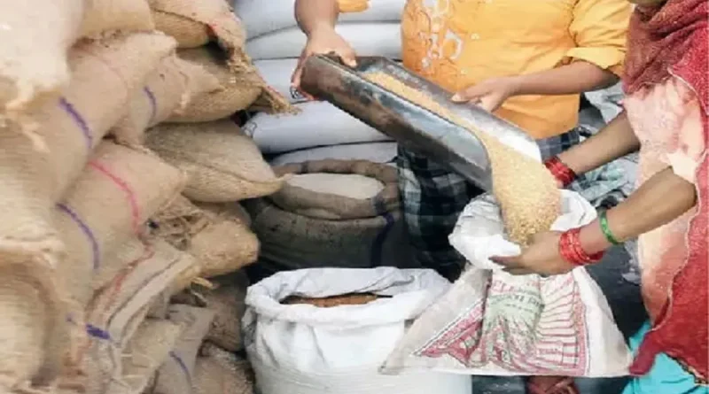 नैनीताल में राशन दुकानों पर सख्ती, औचक निरीक्षण में खामियों पर नोटिस