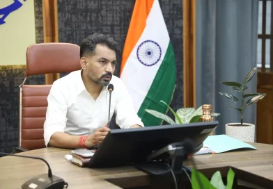 दो दिन के कार्य को 06 माह तक लटकाना पडा भारी, डीएम डॉ. आशीष चौहान ने सहायक अभियंता को दी प्रतिकूल प्रविष्टि
