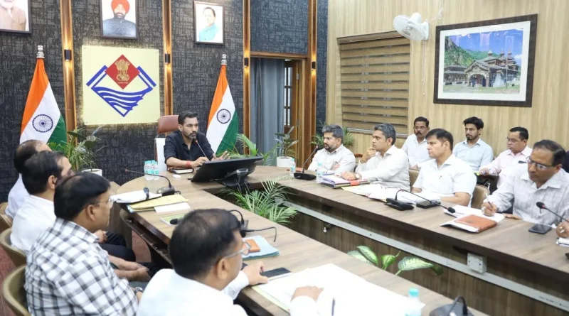 देहरादून की अर्थव्यवस्था को गति देने वाली योजनाएं हो जिला प्लान में शामिल – डीएम डॉ. आशीष चौहान