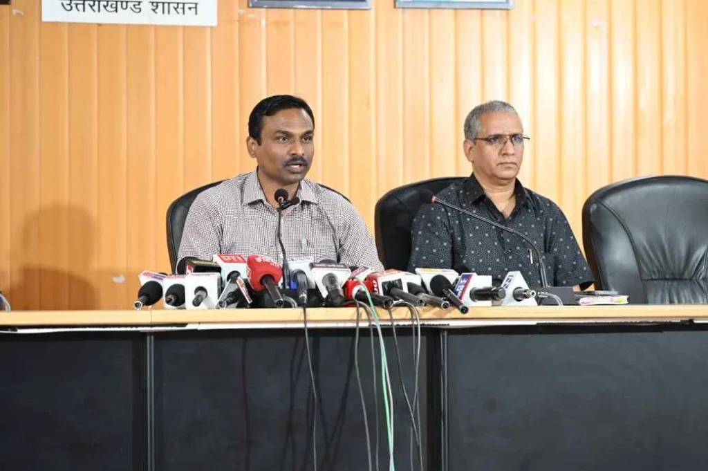 SIR को लेकर निर्वाचन आयोग की प्रेस वार्ता, 8 जून से घर-घर जाकर गणना फार्म बांटेंगे BLO