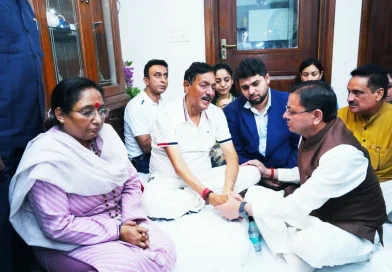 मुख्यमंत्री पुष्कर सिंह धामी ने दिवंगत निशानेबाज पद्मश्री जसपाल राणा के आवास पहुंचकर व्यक्त की शोक संवेदना