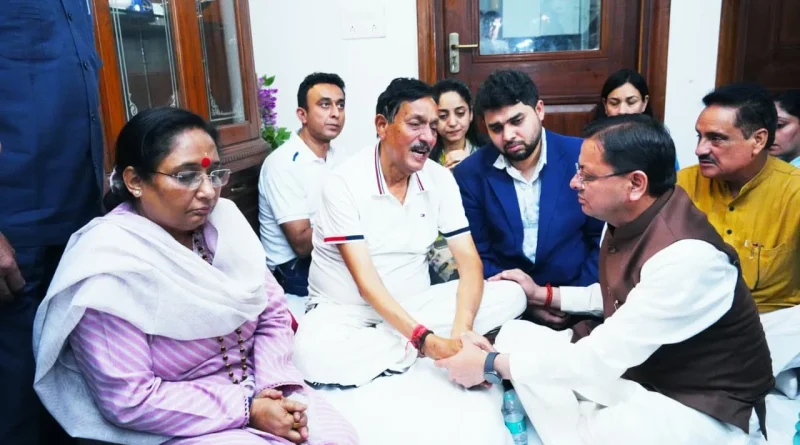 मुख्यमंत्री पुष्कर सिंह धामी ने दिवंगत निशानेबाज पद्मश्री जसपाल राणा के आवास पहुंचकर व्यक्त की शोक संवेदना