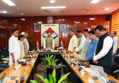 कैबिनेट बैठक में पूर्व सीएम खण्डूरी और जसपाल राणा को दी गई श्रद्धांजलि