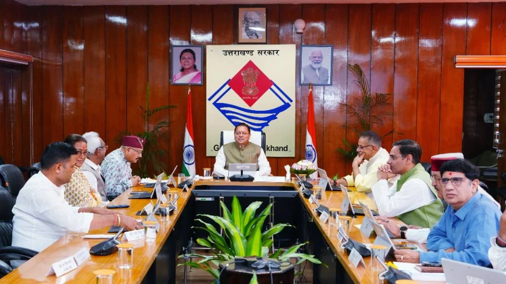धामी कैबिनेट की बैठक में महत्वपूर्ण निर्णय, 12 प्रस्तावों पर लगी मुहर