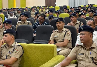 एसएसपी देहरादून के निर्देशों पर उच्चाधिकारियों ने परीक्षा ड्यूटी में नियुक्त अधिकारी/कर्मचारियो को किया ब्रीफ