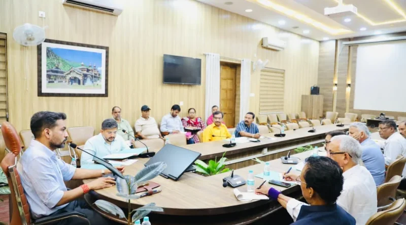 विशेष गहन पुनरीक्षण -2026 की प्रगति पर राजनीतिक दलों के प्रतिनिधियों संग डीएम/डीईओ की बैठक सम्पन्न