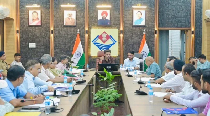 उद्योग मित्रों की समस्याओं का समाधान करना जिला प्रशासन की प्राथमिकता – डॉ. आशीष चौहान