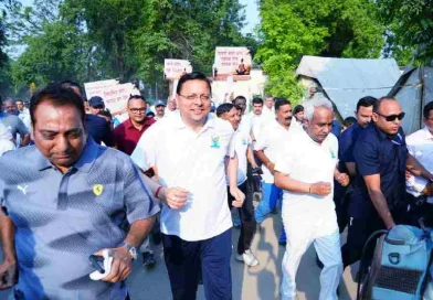 सीएम धामी ने पुलिस लाइन, देहरादून में 12वें अंतरराष्ट्रीय योग दिवस के उपलक्ष्य में आयोजित रन फॉर योगा कार्यक्रम में किया प्रतिभाग
