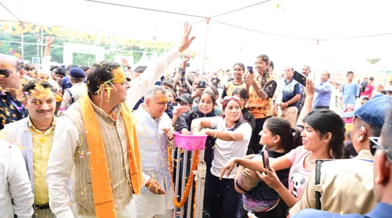 मुख्यमंत्री धामी के नेतृत्व में ‘जन-जन की सरकार, जन-जन के द्वार’ अभियान से आमजन तक पहुंच रहीं सरकारी सेवाएं