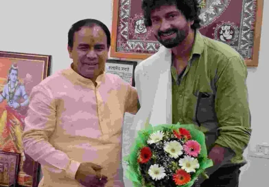 धन सिंह रावत से मिले राष्ट्रीय पुरस्कार विजेता अभिनेता मोहित घिल्डियाल,तीर्थाटन प्रचार के लिए डॉक्यूमेंट्री बनाने पर चर्चा
