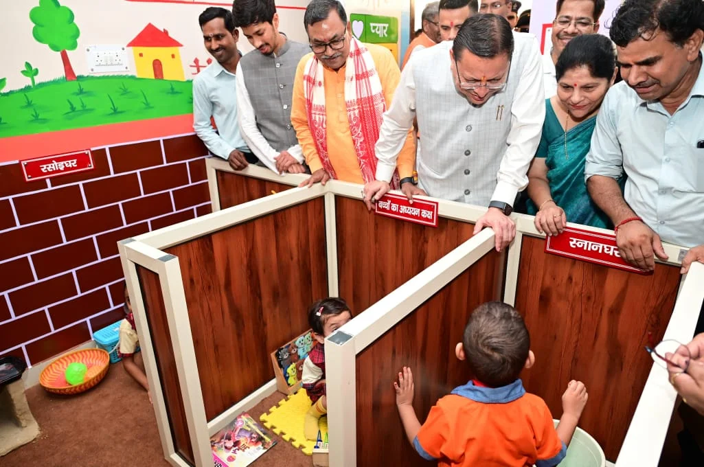 प्रतिभा सम्मान समारोह में मेधावी विद्यार्थियों का सम्मान, मुख्यमंत्री ने बढ़ाया उत्साह