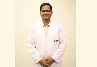मैक्स सुपर स्पेशियलिटी हॉस्पिटल, देहरादून के डॉक्टरों ने 19 साल की युवती का रोबोटिक किडनी ट्रांसप्लांट सफलतापूर्वक किया