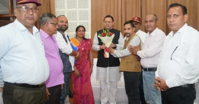 मुख्यमंत्री से मुलाकात का असर : धाकड़ धामी का धाकड़ एक्शन, सैनिकों के गांव लुठियाग की 21 साल पुरानी सड़क मांग पर एक घंटे में कार्रवाई, 15 दिन में मांगी रिपोर्ट
