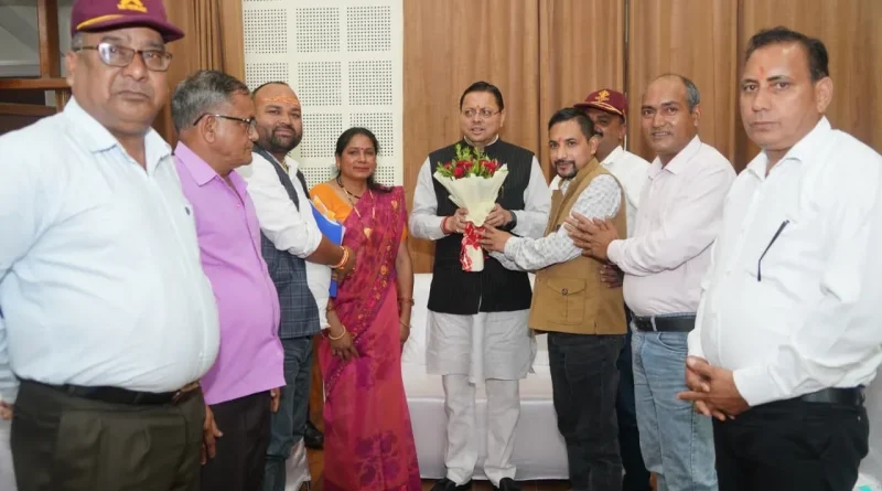 मुख्यमंत्री से मुलाकात का असर : धाकड़ धामी का धाकड़ एक्शन, सैनिकों के गांव लुठियाग की 21 साल पुरानी सड़क मांग पर एक घंटे में कार्रवाई, 15 दिन में मांगी रिपोर्ट