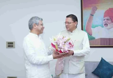 मुख्यमंत्री ने केंद्रीय रेल मंत्री से रेल परियोजनाओं एवं कनेक्टिविटी विस्तार पर की चर्चा, केन्द्रीय रेल मंत्री ने दिया प्रस्तावों पर आवश्यक कार्यवाही किये जाने का आश्वासन
