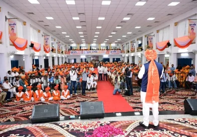 युवा संवाद में मुख्यमंत्री धामी के कामों की हुई खुलकर तारीफ, रोजगार और पारदर्शिता को बताया नई पहचान