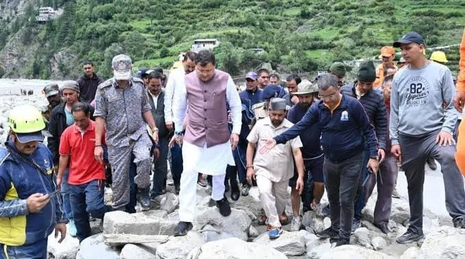 एक साल बाद बदली धराली की तस्वीर, आपदा के मलबे से निकलकर फिर खड़ी हुई जिंदगी, मुख्यमंत्री धामी के नेतृत्व में भागीरथी घाटी में पुनर्वास से पुनर्विकास तक तेज रफ्तार से हुआ काम
