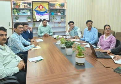 मुख्यमंत्री पुष्कर सिंह धामी के दिशा-निर्देशों में पीएम आवास योजना (शहरी) की प्रगति की हुई समीक्षा