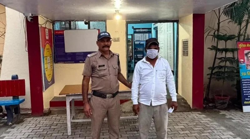 अवैध रूप से सट्टा खिलाने वाले अभियुक्त को पुलिस ने किया गिरफ्तार