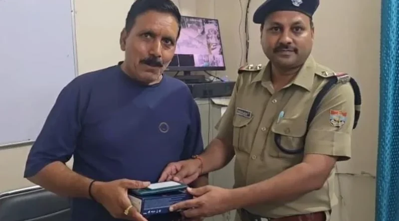 एसएसपी दून के नेतृत्व में लोगों चेहरों पर मुस्कान बिखेरती दून पुलिस