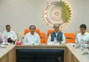 एनईपी के क्रियान्वयन में तेजी लायें विश्वविद्यालयः डाॅ. धन सिंह रावत