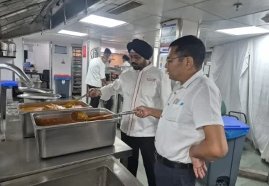सीएम धामी के निर्देश पर एफडीए का बड़ा अभियान, दूध-पनीर समेत कई खाद्य पदार्थों के नमूने जांच को भेजे; होटल मधुवन, जेएसआर से सरोवर पोर्टिको तक छापेमारी, किचन से स्टोर तक खंगाली खाद्य सामग्री