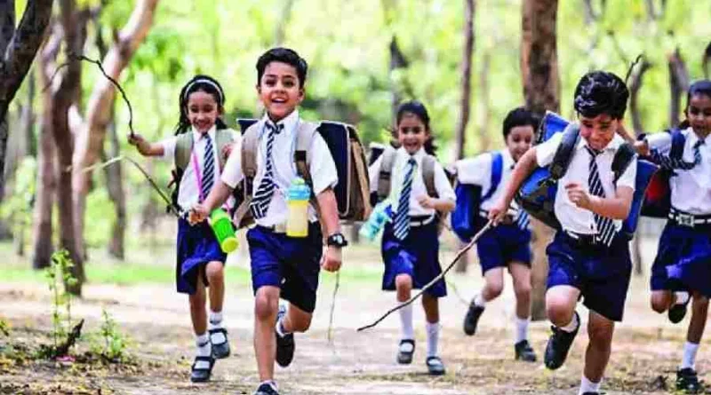 भारी बारिश के पूर्वानुमान को देखते हुए जिला प्रशासन ने लिया बड़ा फैसला, 18 अगस्त को देहरादून जिले में कक्षा 1 से 12 तक के सभी शैक्षणिक संस्थान और आंगनबाड़ी केंद्र रहेंगे बंद